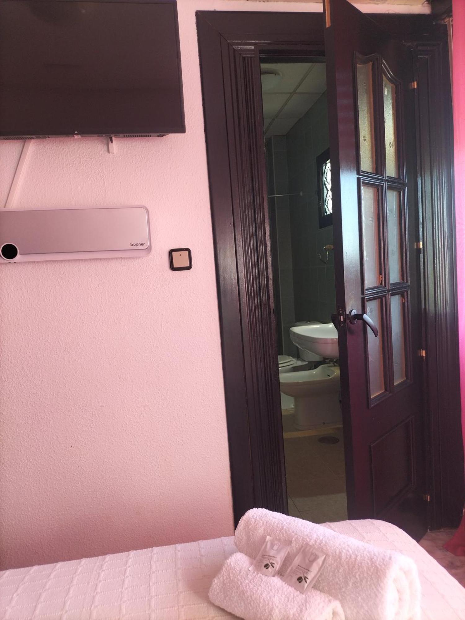 Hostal New York City Sonseca Extérieur photo